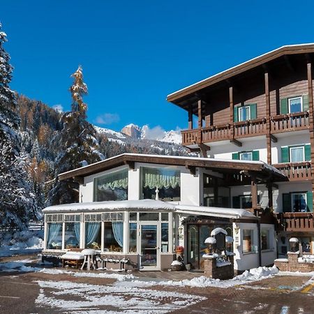 Hotel Al Lago Soraga Eksteriør bilde