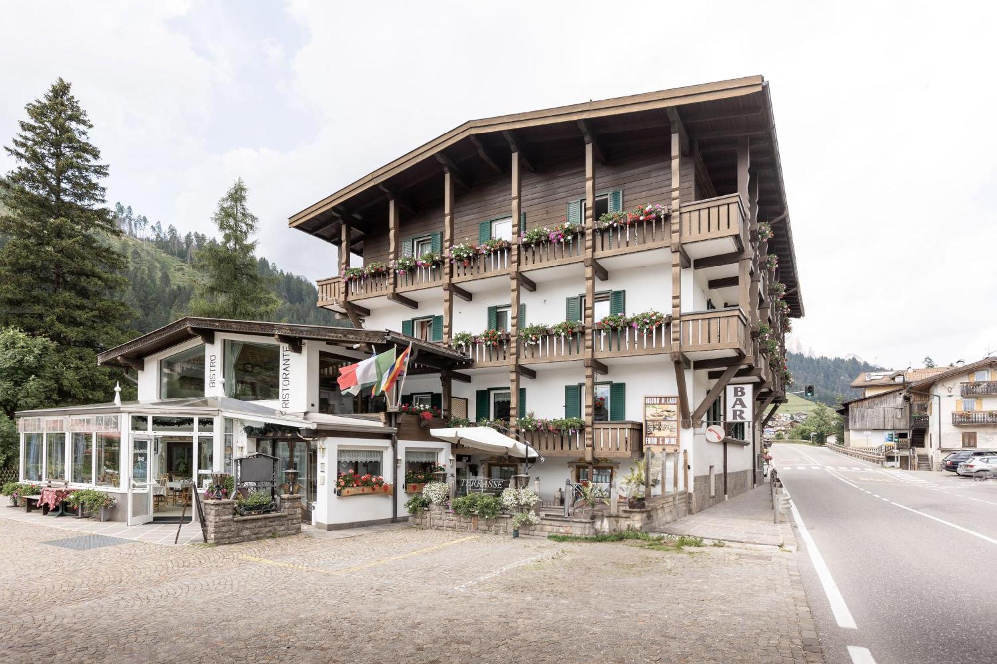 Hotel Al Lago Soraga Eksteriør bilde