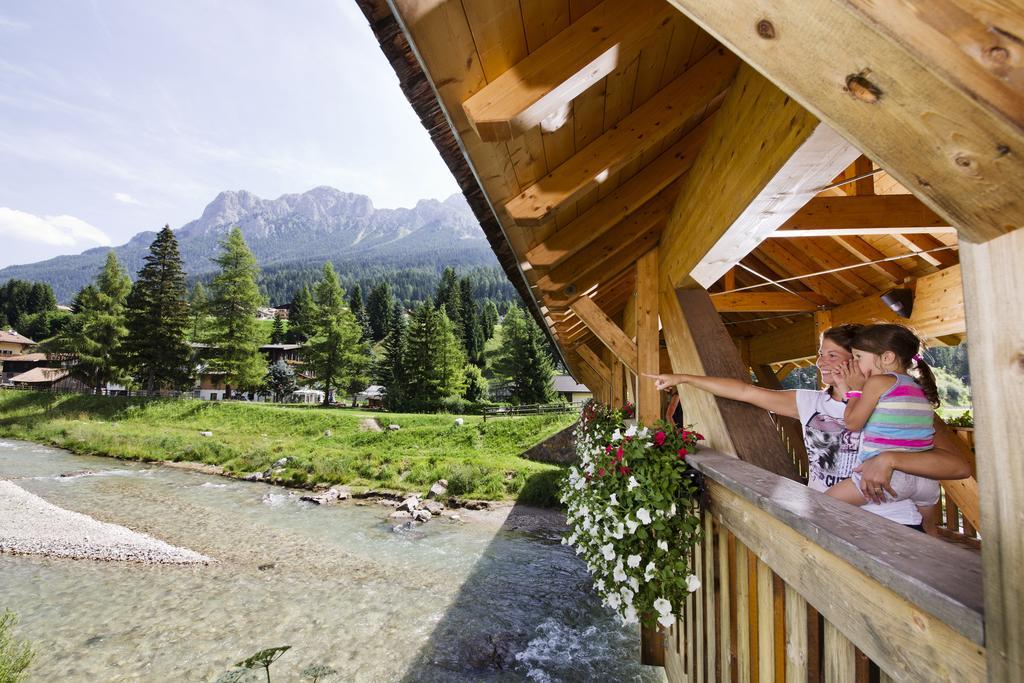 Hotel Al Lago Soraga Eksteriør bilde