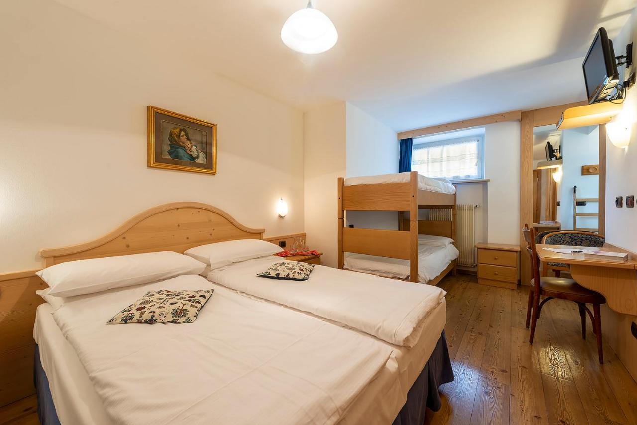 Hotel Al Lago Soraga Eksteriør bilde